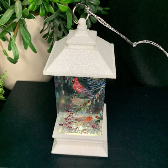 Beautiful GANZ led light up bird house shimmering glittery Christmas ornament - Picture 5 of 9